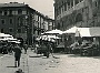 Padova-Piazza della Frutta,anni '50'.(di V.Tosato) (Adriano Danieli)